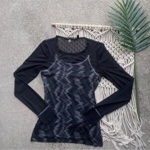 BKE Boutique Long Sleeve Black Printed Top Size XS